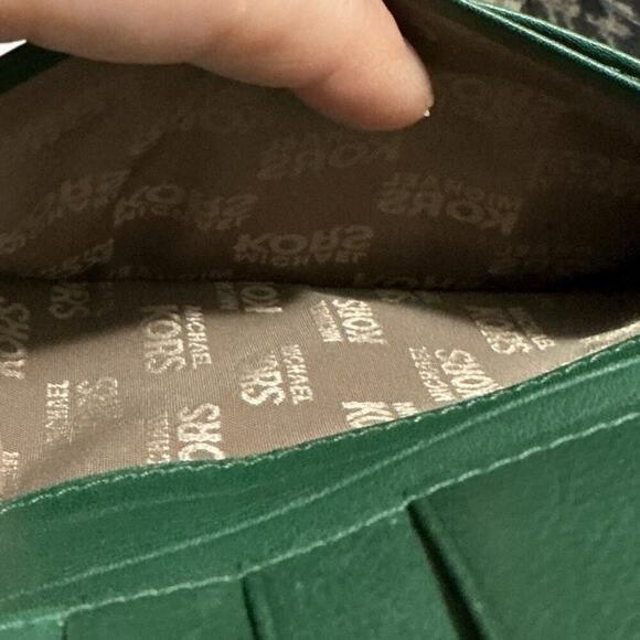 Michael Kors Monogram Green Trim Canvas Leather Wallet Clutch 7”x4” - Picture 7 of 15